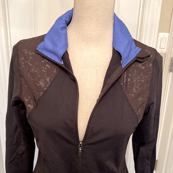 Women’s Zip Up Jogger Jacket Size Medium - Picture 2 of 3